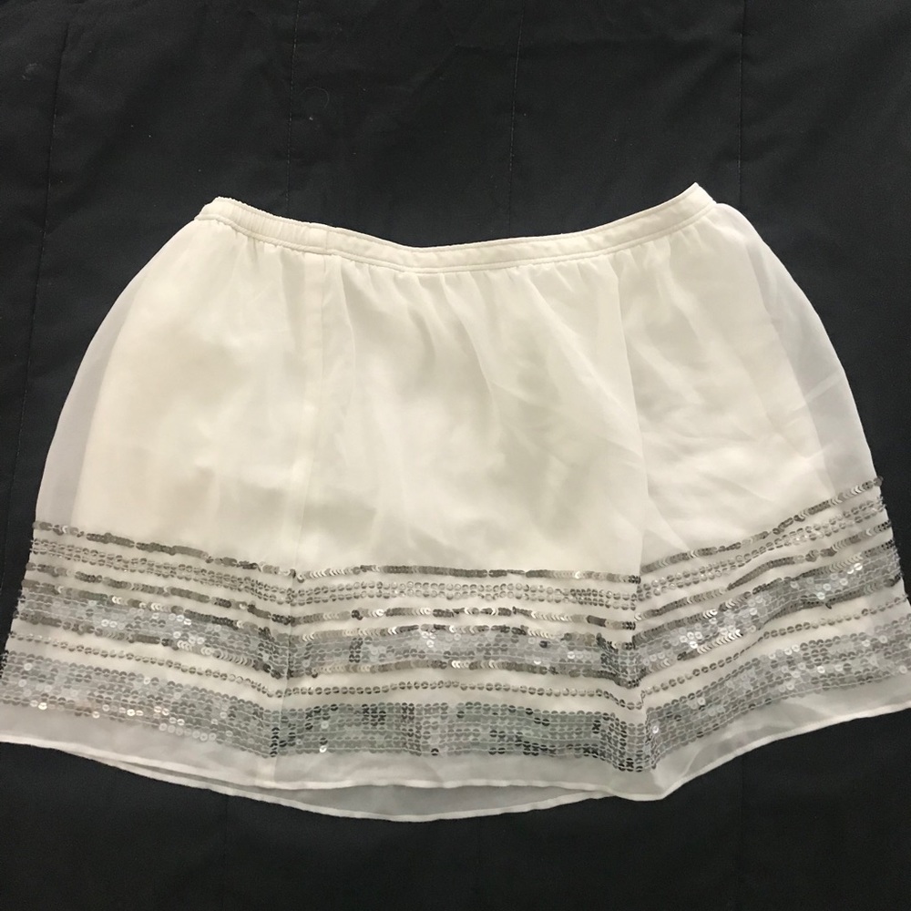 White medium Abercrombie & Fitch skirt w/ sequence